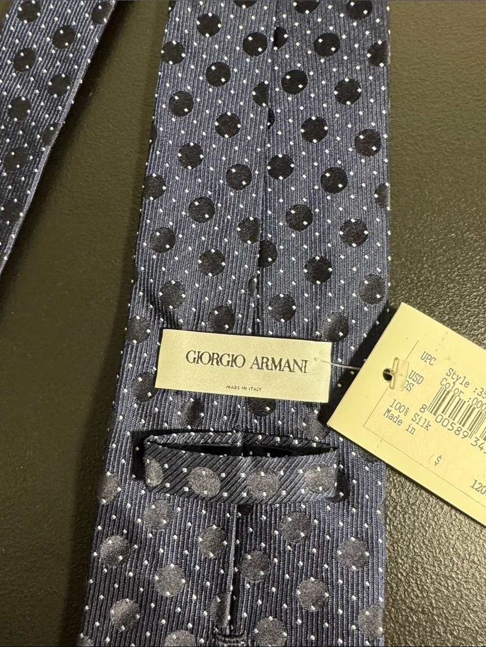 NEW Giorgio Armani mens dark blue polka dot pattern 100% silk neck tie NWT